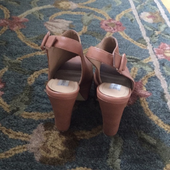 Shoes - Picture 3 of 3